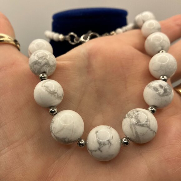 Howlite Gemstone Graduated 20 inch Necklace Handmade Brand New Gift Box included - Picture 3 of 15